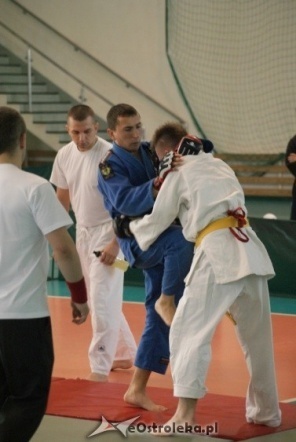 Colloseum - piąta edycja turnieju Ju Jitsu Full Contact (MMA) i Grapplingu w Ostrołęce (30.10.2010) - zdjęcie #97 - eOstroleka.pl