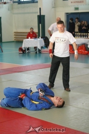 Colloseum - piąta edycja turnieju Ju Jitsu Full Contact (MMA) i Grapplingu w Ostrołęce (30.10.2010) - zdjęcie #91 - eOstroleka.pl