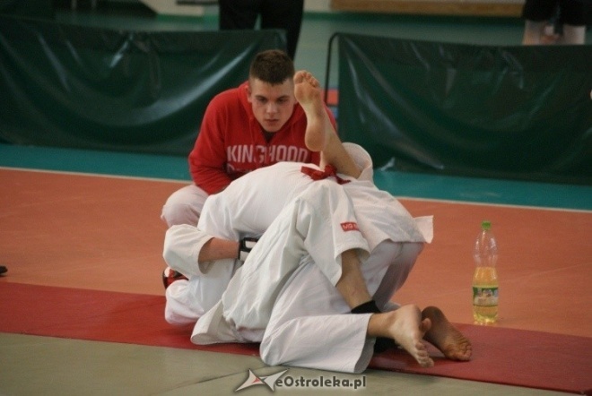 Colloseum - piąta edycja turnieju Ju Jitsu Full Contact (MMA) i Grapplingu w Ostrołęce (30.10.2010) - zdjęcie #86 - eOstroleka.pl