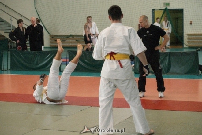 Colloseum - piąta edycja turnieju Ju Jitsu Full Contact (MMA) i Grapplingu w Ostrołęce (30.10.2010) - zdjęcie #78 - eOstroleka.pl
