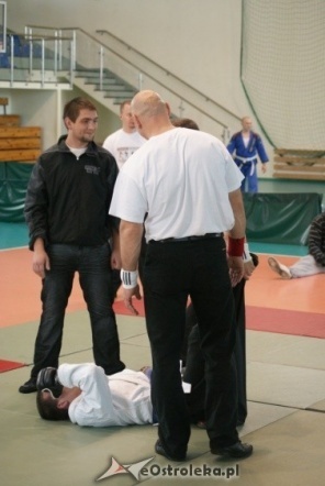Colloseum - piąta edycja turnieju Ju Jitsu Full Contact (MMA) i Grapplingu w Ostrołęce (30.10.2010) - zdjęcie #51 - eOstroleka.pl