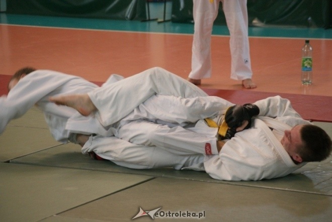 Colloseum - piąta edycja turnieju Ju Jitsu Full Contact (MMA) i Grapplingu w Ostrołęce (30.10.2010) - zdjęcie #49 - eOstroleka.pl