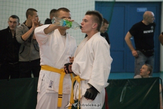 Colloseum - piąta edycja turnieju Ju Jitsu Full Contact (MMA) i Grapplingu w Ostrołęce (30.10.2010) - zdjęcie #48 - eOstroleka.pl