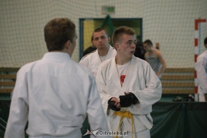 Colloseum - piąta edycja turnieju Ju Jitsu Full Contact (MMA) i Grapplingu w Ostrołęce (30.10.2010) - zdjęcie #36 - eOstroleka.pl