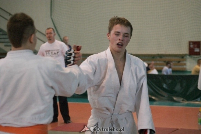 Colloseum - piąta edycja turnieju Ju Jitsu Full Contact (MMA) i Grapplingu w Ostrołęce (30.10.2010) - zdjęcie #35 - eOstroleka.pl