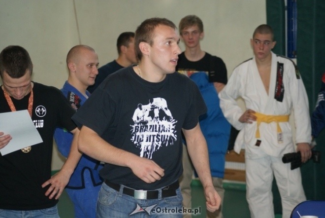 Colloseum - piąta edycja turnieju Ju Jitsu Full Contact (MMA) i Grapplingu w Ostrołęce (30.10.2010) - zdjęcie #25 - eOstroleka.pl