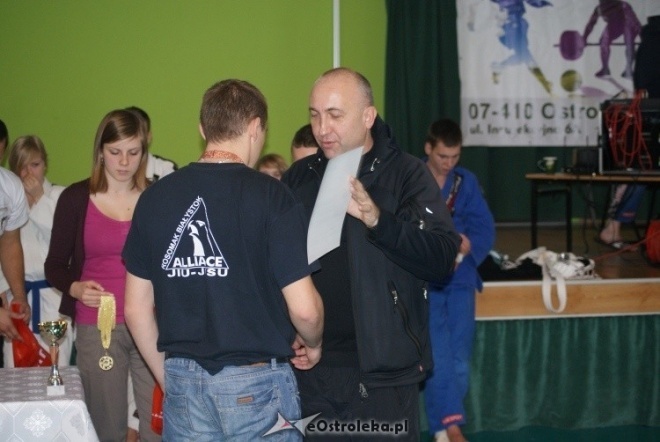 Colloseum - piąta edycja turnieju Ju Jitsu Full Contact (MMA) i Grapplingu w Ostrołęce (30.10.2010) - zdjęcie #24 - eOstroleka.pl