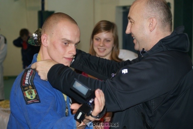 Colloseum - piąta edycja turnieju Ju Jitsu Full Contact (MMA) i Grapplingu w Ostrołęce (30.10.2010) - zdjęcie #22 - eOstroleka.pl