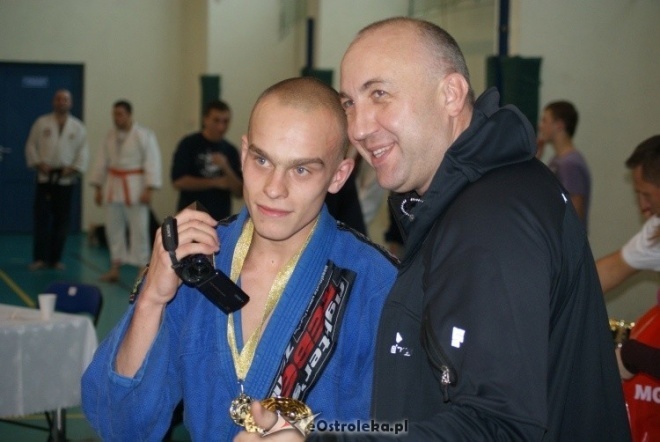 Colloseum - piąta edycja turnieju Ju Jitsu Full Contact (MMA) i Grapplingu w Ostrołęce (30.10.2010) - zdjęcie #21 - eOstroleka.pl