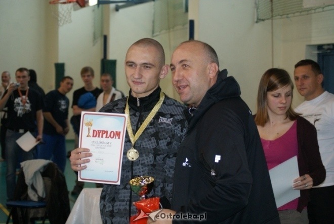Colloseum - piąta edycja turnieju Ju Jitsu Full Contact (MMA) i Grapplingu w Ostrołęce (30.10.2010) - zdjęcie #14 - eOstroleka.pl