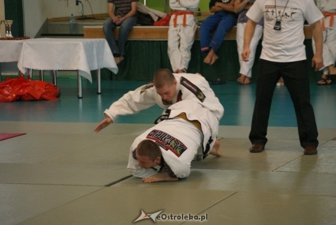 Colloseum - piąta edycja turnieju Ju Jitsu Full Contact (MMA) i Grapplingu w Ostrołęce (30.10.2010) - zdjęcie #8 - eOstroleka.pl