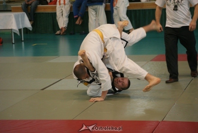 Colloseum - piąta edycja turnieju Ju Jitsu Full Contact (MMA) i Grapplingu w Ostrołęce (30.10.2010) - zdjęcie #3 - eOstroleka.pl