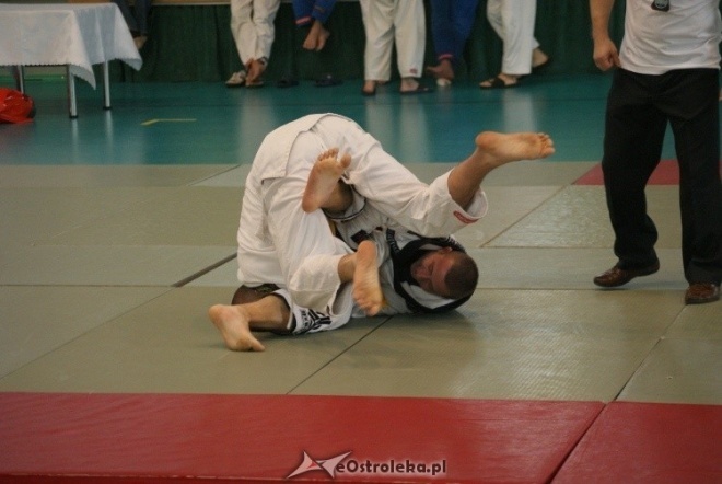 Colloseum - piąta edycja turnieju Ju Jitsu Full Contact (MMA) i Grapplingu w Ostrołęce (30.10.2010) - zdjęcie #2 - eOstroleka.pl