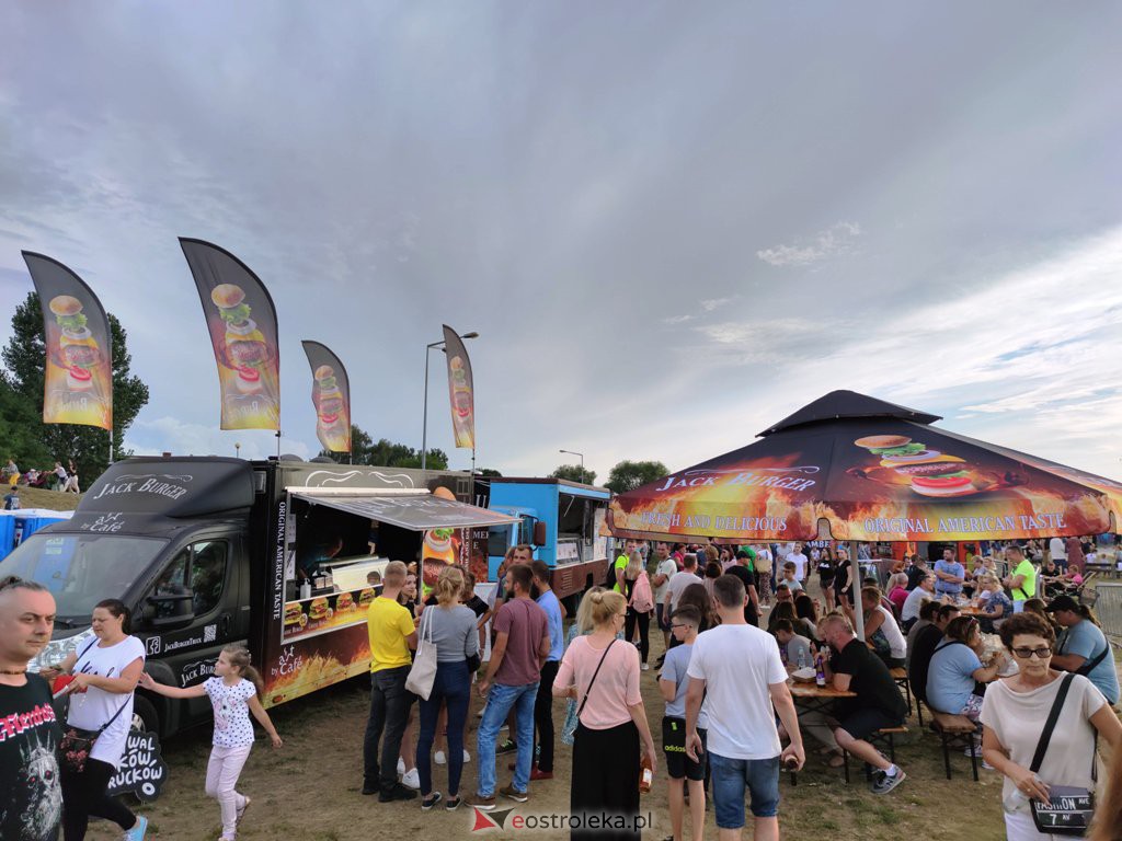 Festiwal smaków food trucków i browarów kraftowych [23.08.2020] - zdjęcie #27 - eOstroleka.pl