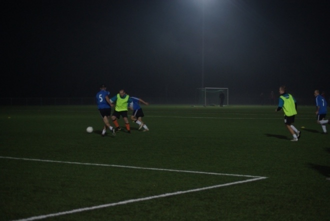 Turniej piłki nożnej 7 - finał (29.10.2010) - zdjęcie #26 - eOstroleka.pl