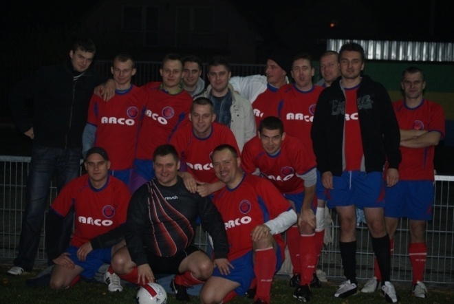 Turniej piłki nożnej 7 - finał (29.10.2010) - zdjęcie #25 - eOstroleka.pl