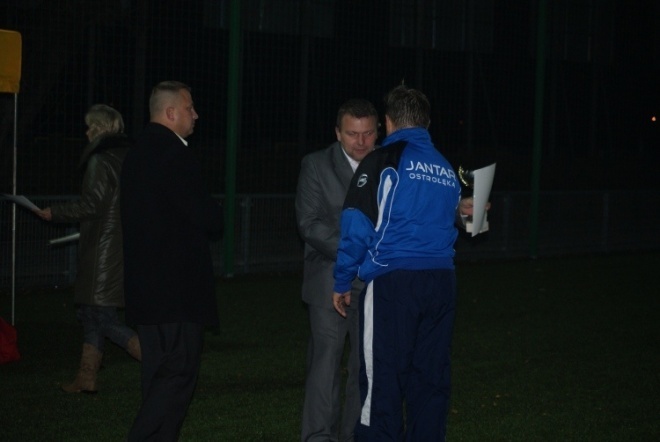 Turniej piłki nożnej 7 - finał (29.10.2010) - zdjęcie #6 - eOstroleka.pl