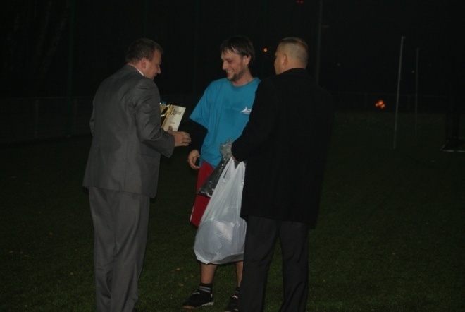 Turniej piłki nożnej 7 - finał (29.10.2010) - zdjęcie #5 - eOstroleka.pl