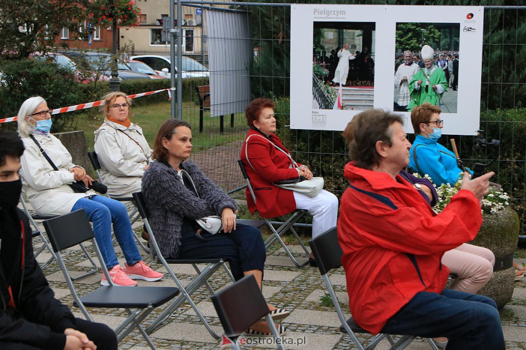 Wakacyjny cykl „Art Czwartków” przeszedł do historii [27.08.2020] - zdjęcie #12 - eOstroleka.pl