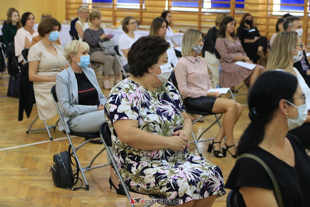 Nominacje nauczycielskie i dyrektorskie w ostrołęckich szkołach [28.08.2020] - zdjęcie #102 - eOstroleka.pl
