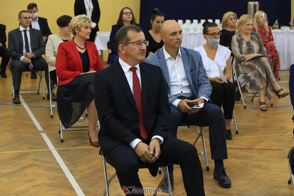 Nominacje nauczycielskie i dyrektorskie w ostrołęckich szkołach [28.08.2020] - zdjęcie #10 - eOstroleka.pl