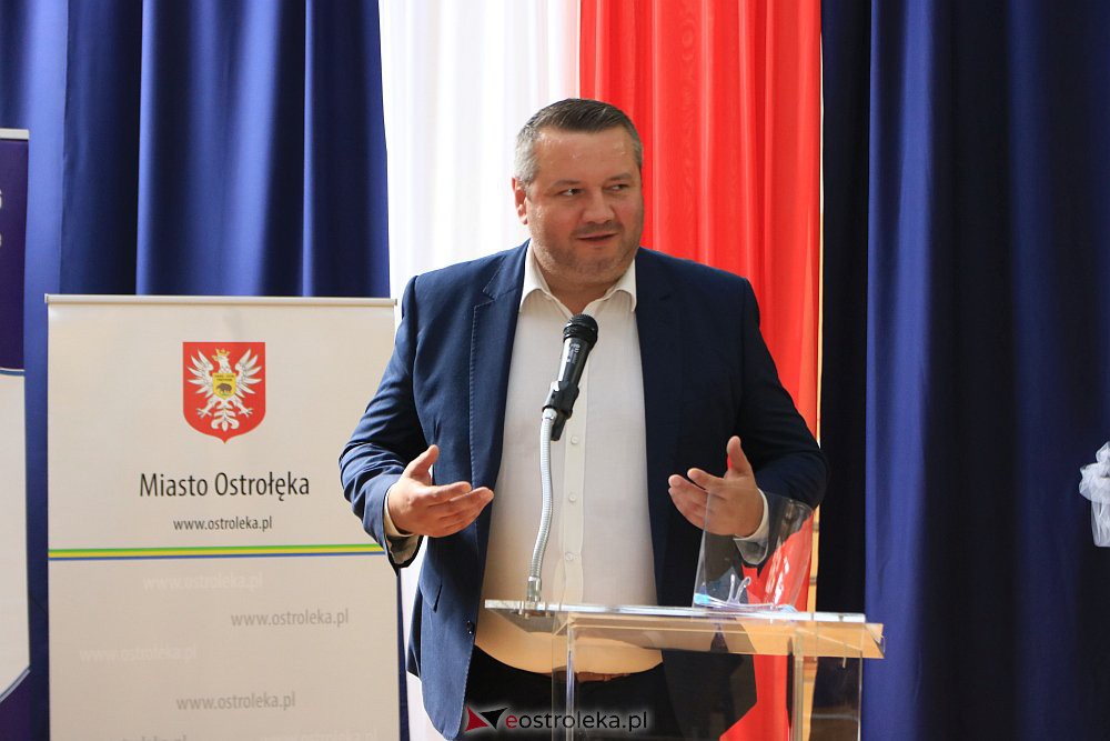 Nominacje nauczycielskie i dyrektorskie w ostrołęckich szkołach [28.08.2020] - zdjęcie #7 - eOstroleka.pl
