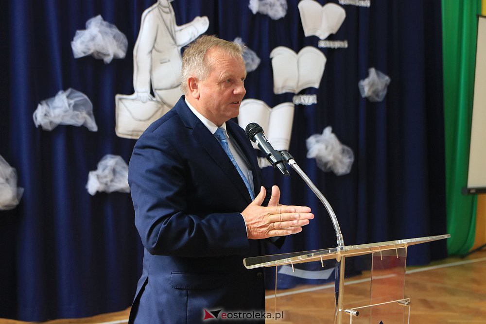 Nominacje nauczycielskie i dyrektorskie w ostrołęckich szkołach [28.08.2020] - zdjęcie #4 - eOstroleka.pl