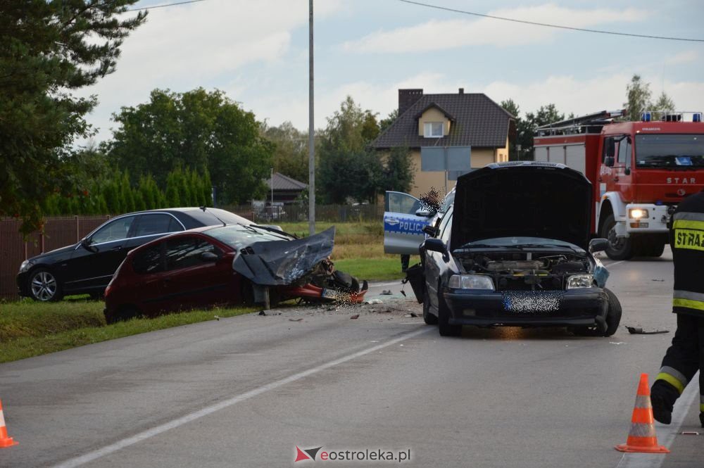 Wypadek w Pokrzywnicy [31.08.2020] - zdjęcie #1 - eOstroleka.pl