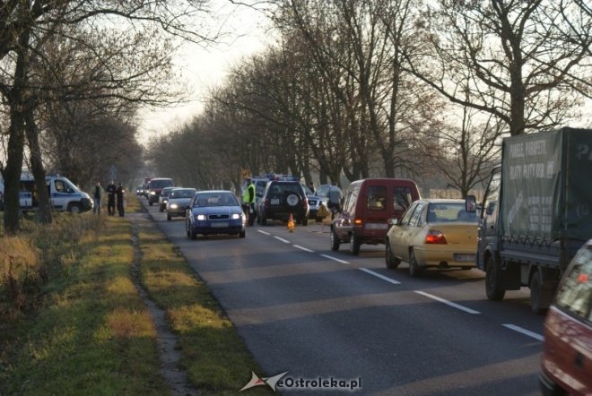 Wypadek pod Kadzidłem (01.11.2010) - zdjęcie #17 - eOstroleka.pl