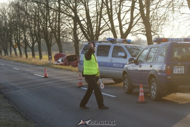 Wypadek pod Kadzidłem (01.11.2010) - zdjęcie #16 - eOstroleka.pl