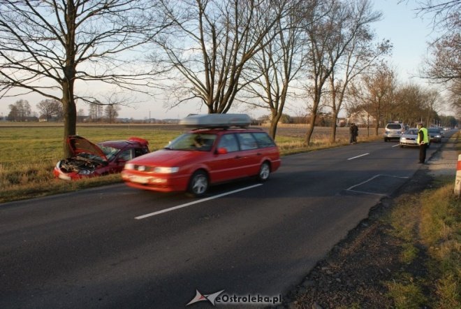 Wypadek pod Kadzidłem (01.11.2010) - zdjęcie #13 - eOstroleka.pl