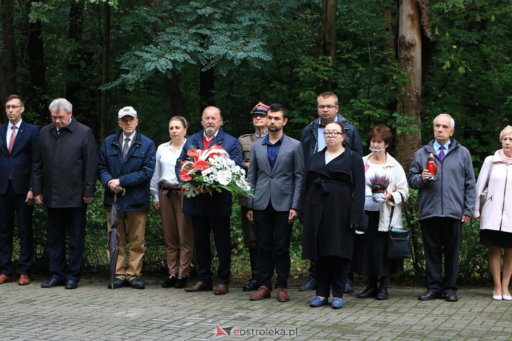 Ostrołęckie obchody 81. rocznicy wybuchu II Wojny Światowej [01.09.2020] - zdjęcie #11 - eOstroleka.pl