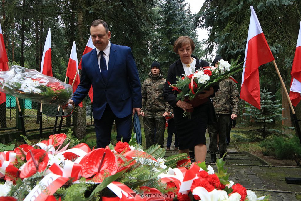 Ostrołęckie obchody 81. rocznicy wybuchu II Wojny Światowej [01.09.2020] - zdjęcie #10 - eOstroleka.pl
