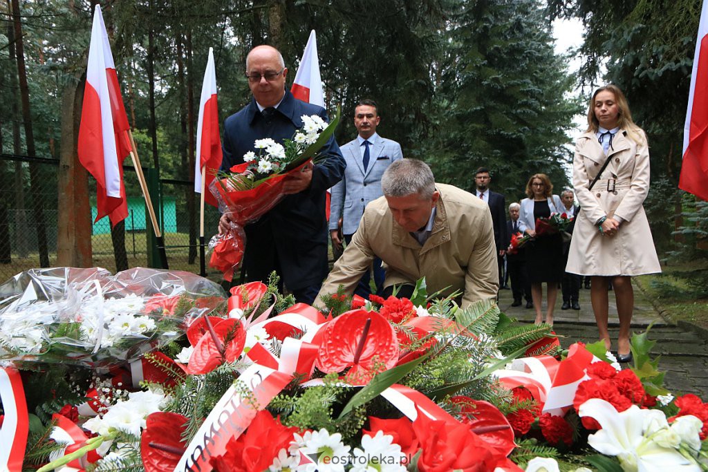 Ostrołęckie obchody 81. rocznicy wybuchu II Wojny Światowej [01.09.2020] - zdjęcie #6 - eOstroleka.pl