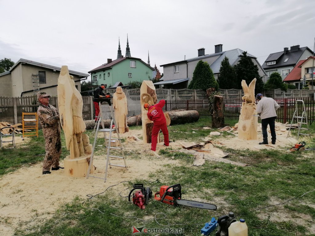 Plener rzeźbiarski w Rzekuniu [02.09.2020] - zdjęcie #13 - eOstroleka.pl