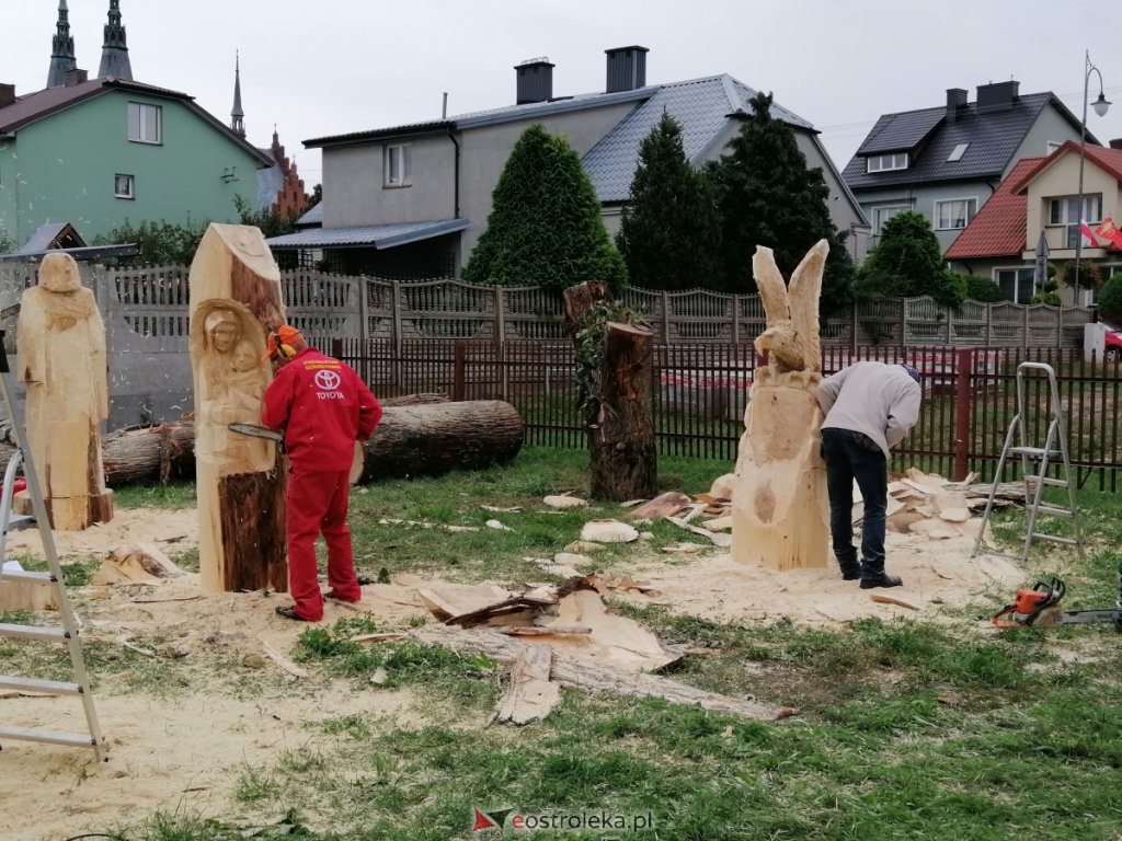 Plener rzeźbiarski w Rzekuniu [02.09.2020] - zdjęcie #12 - eOstroleka.pl