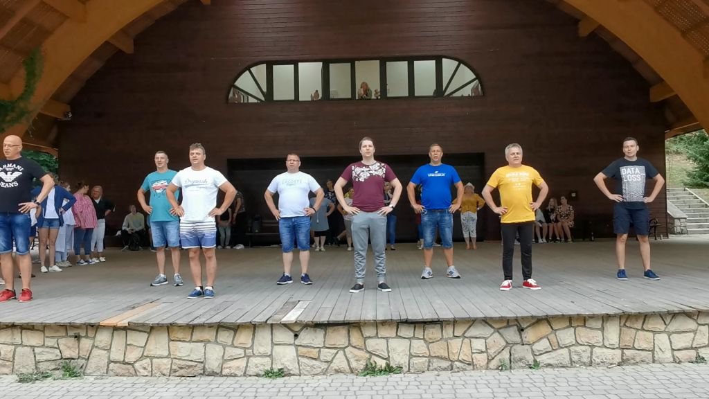 Kurpianka na warsztatach folklorystycznych w Iwoniczu [03.09.2020] - zdjęcie #3 - eOstroleka.pl