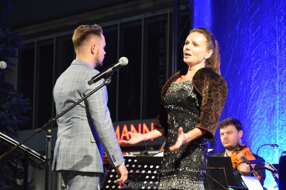Ostrołęckie Operalia TYLKO MI CIEBIE MAMO… [4.09.2020] - zdjęcie #16 - eOstroleka.pl