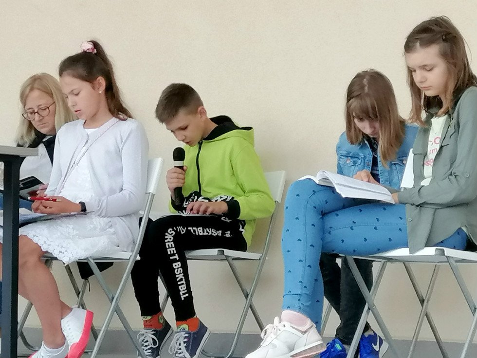 „Balladynę” Słowackiego czytali też w Łysych [ZDJĘCIA] - zdjęcie #3 - eOstroleka.pl