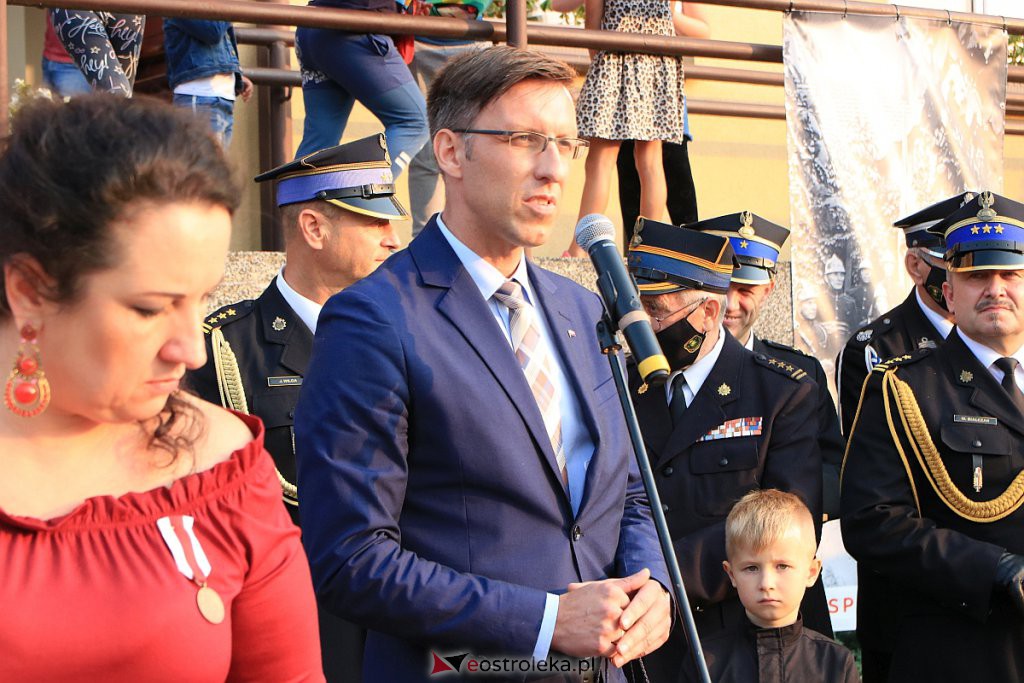 100. urodziny OSP w Baranowie. Odznaczenia, prezenty i koncert gwiazdy disco polo [12.09.2020] - zdjęcie #87 - eOstroleka.pl