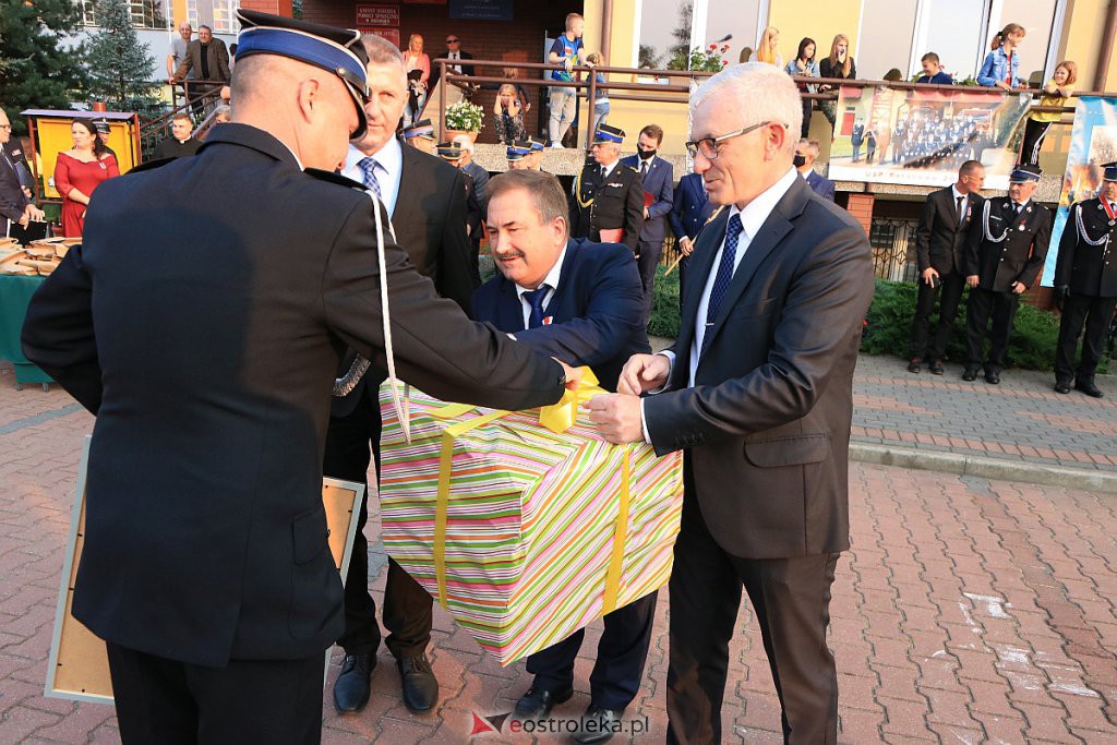 100. urodziny OSP w Baranowie. Odznaczenia, prezenty i koncert gwiazdy disco polo [12.09.2020] - zdjęcie #82 - eOstroleka.pl