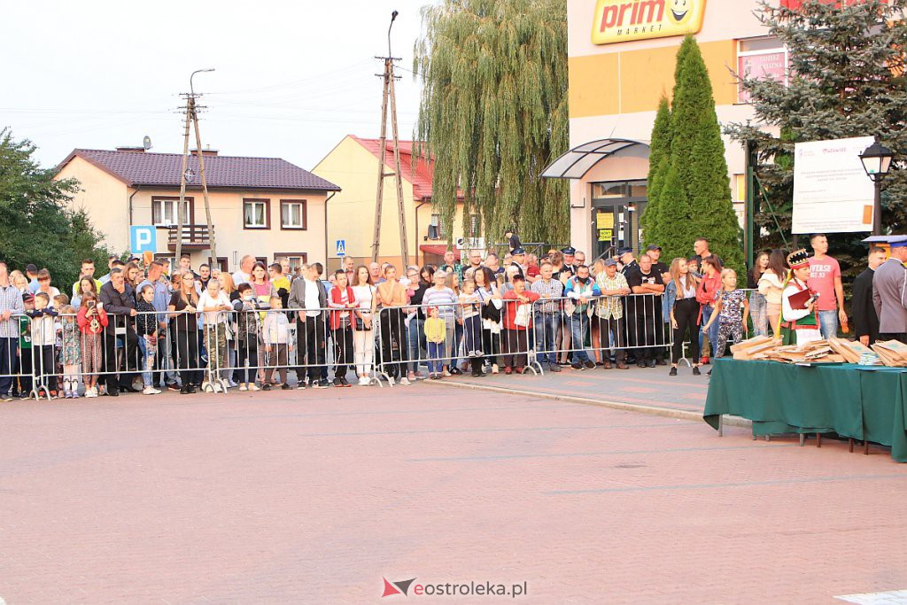 100. urodziny OSP w Baranowie. Odznaczenia, prezenty i koncert gwiazdy disco polo [12.09.2020] - zdjęcie #69 - eOstroleka.pl