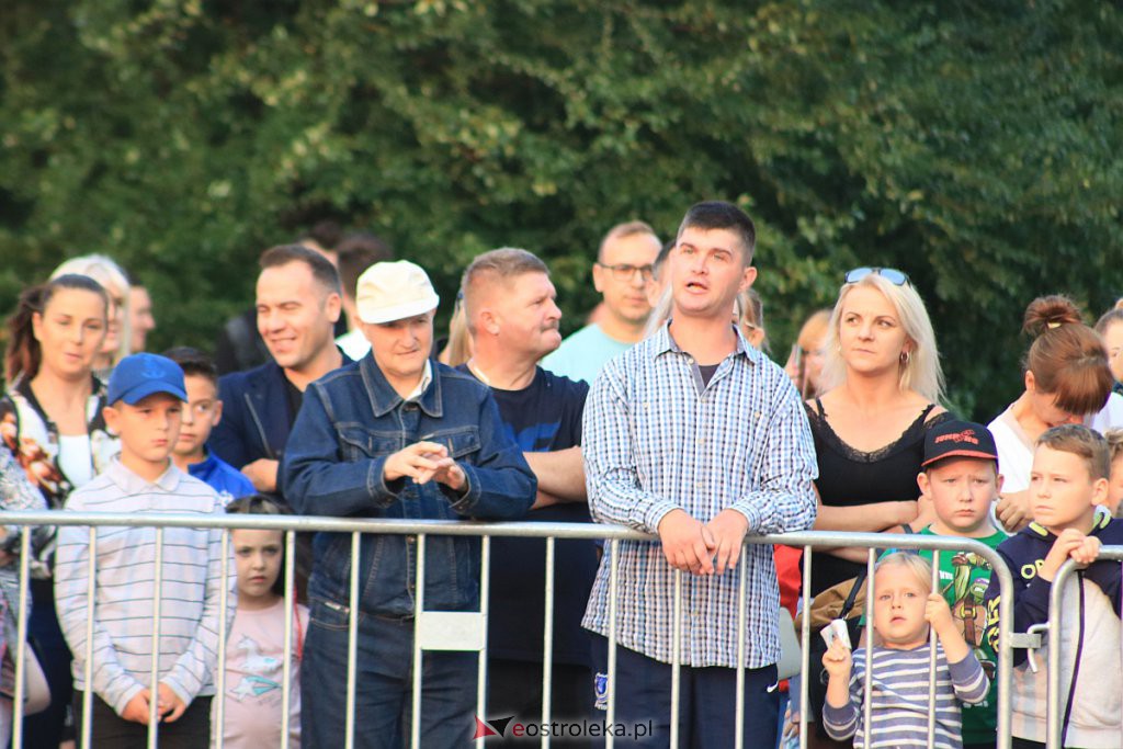 100. urodziny OSP w Baranowie. Odznaczenia, prezenty i koncert gwiazdy disco polo [12.09.2020] - zdjęcie #42 - eOstroleka.pl