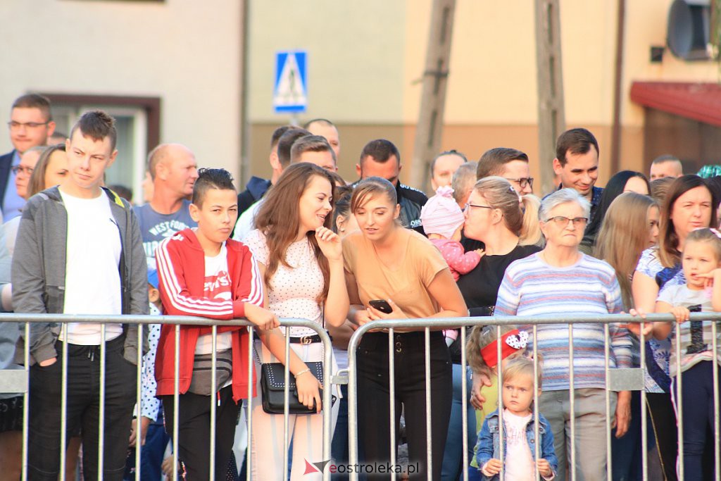 100. urodziny OSP w Baranowie. Odznaczenia, prezenty i koncert gwiazdy disco polo [12.09.2020] - zdjęcie #37 - eOstroleka.pl
