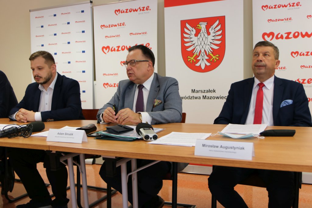 Konferencja prasowa o podziale Mazowsza i likwidacji dyspozytorni karetek Meditrans Ostrołęka  [16.09.2020] - zdjęcie #8 - eOstroleka.pl