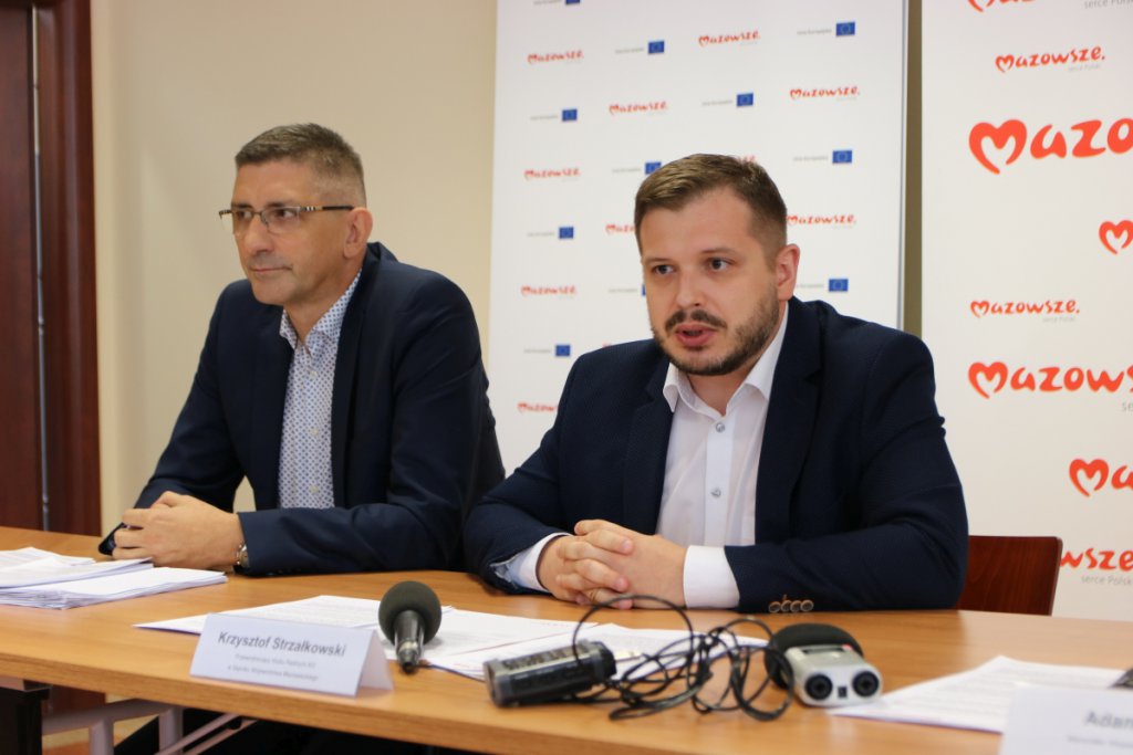 Konferencja prasowa o podziale Mazowsza i likwidacji dyspozytorni karetek Meditrans Ostrołęka  [16.09.2020] - zdjęcie #14 - eOstroleka.pl