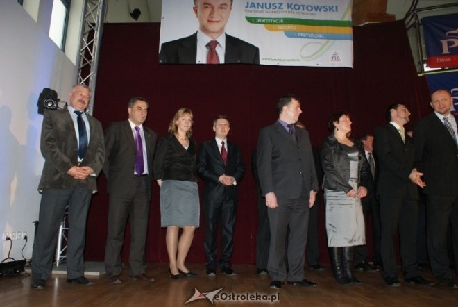 Konwencja Prawa i Sprawiedliwości w Ostrołęce (07.11.2010) - zdjęcie #29 - eOstroleka.pl
