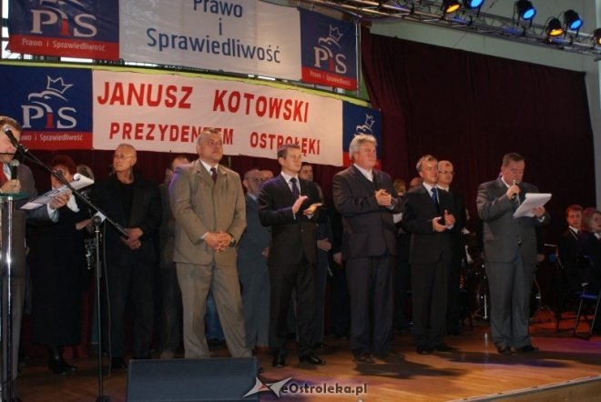 Konwencja Prawa i Sprawiedliwości w Ostrołęce (07.11.2010) - zdjęcie #27 - eOstroleka.pl