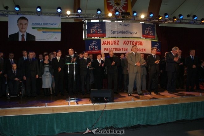Konwencja Prawa i Sprawiedliwości w Ostrołęce (07.11.2010) - zdjęcie #25 - eOstroleka.pl