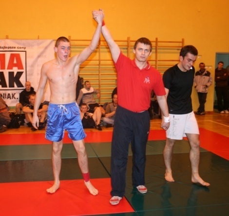 Gladiatorzy w „I Grappler Cup” turnieju submission fighting w Mińsku Mazowieckim (06.11.2010) - zdjęcie #7 - eOstroleka.pl
